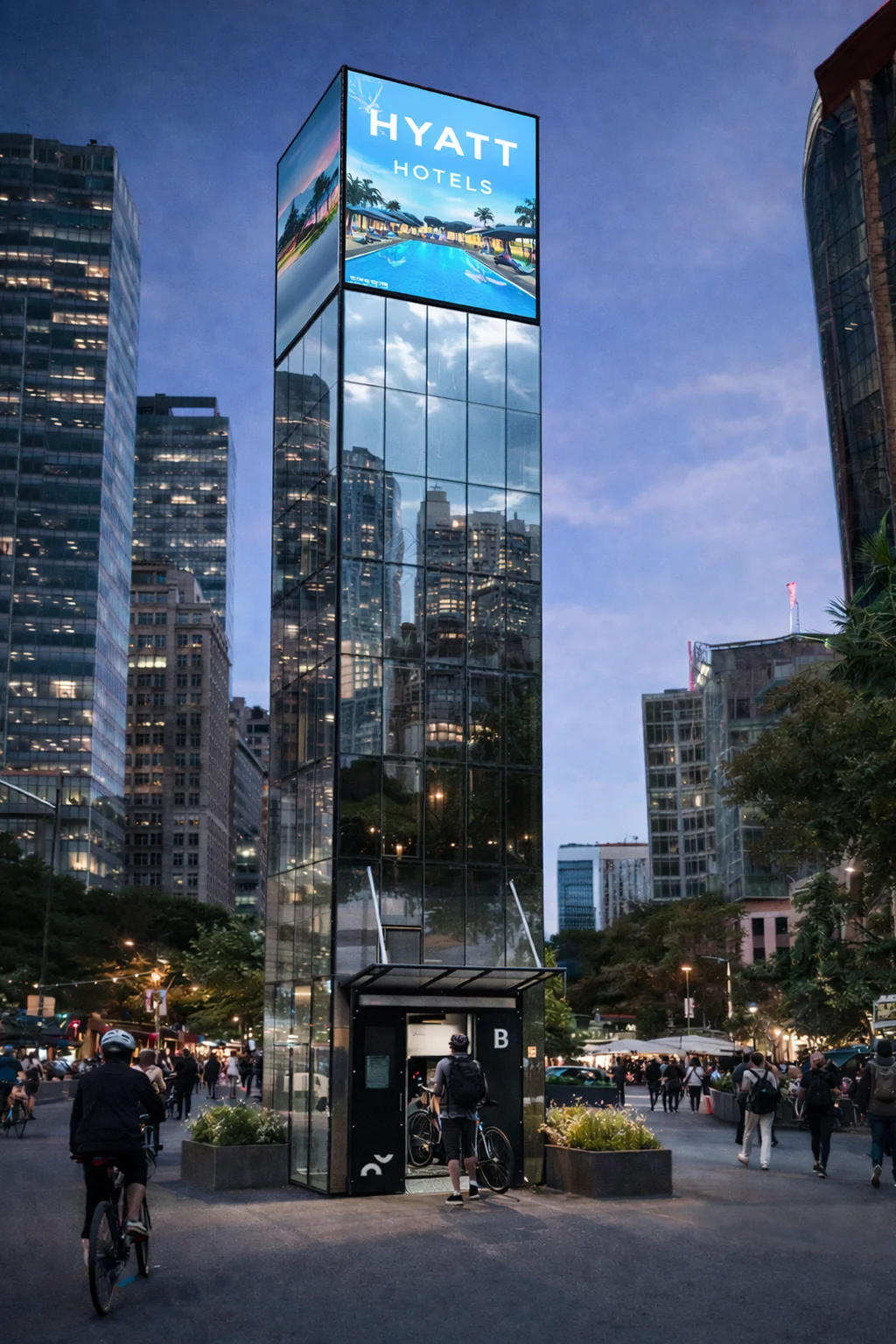 Bikeloop HUB -pyöräpysäköintitorni kaupunkiympäristössä illalla